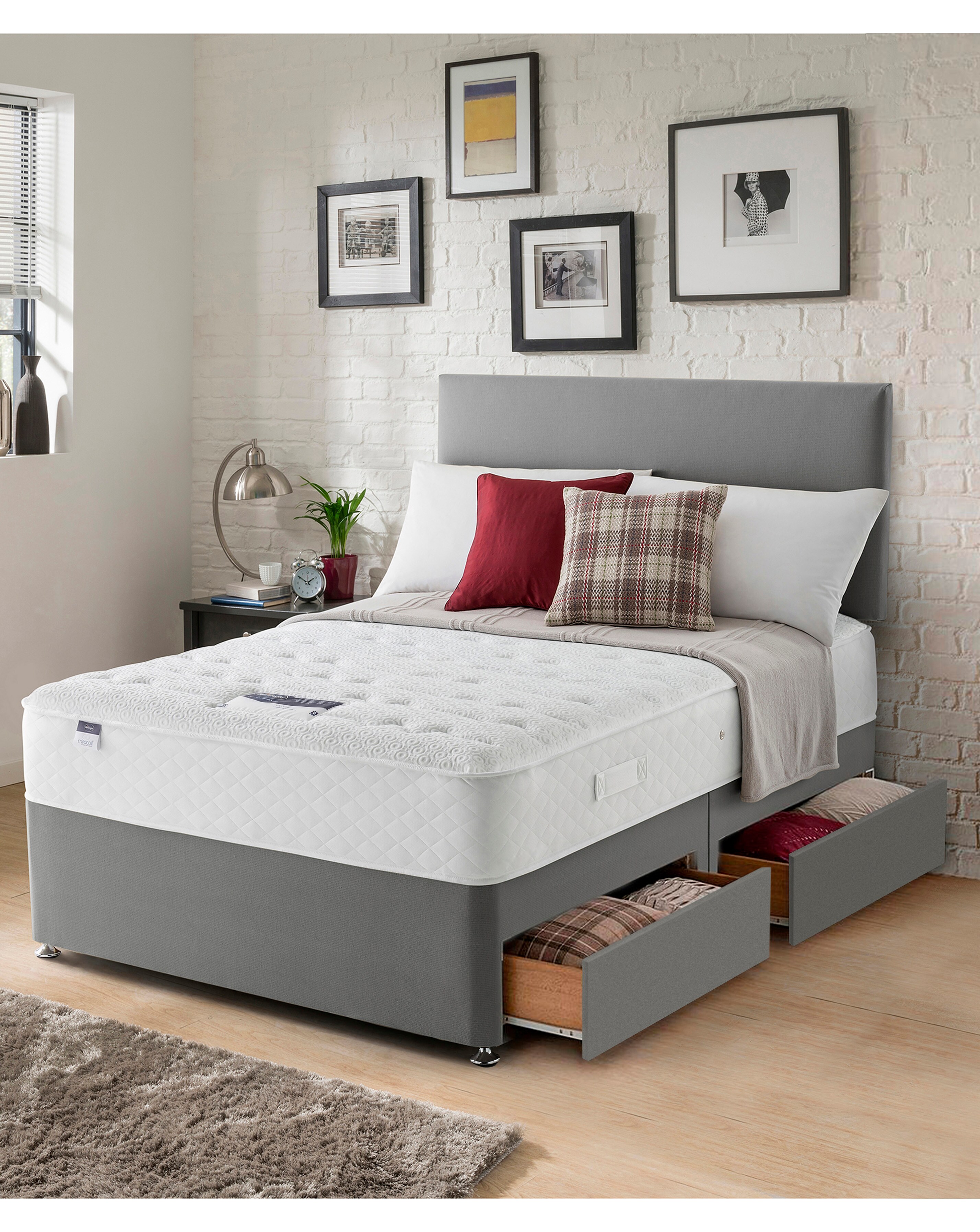 Silentnight Miracoil Mattress Divan Set