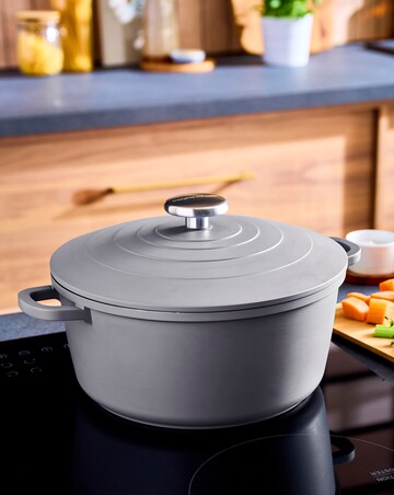 Morphy Richards Cast Aluminium 24cm Grey Casserole Dish