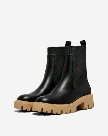 Only Betty Chunky Chelsea Boot Standard Fit