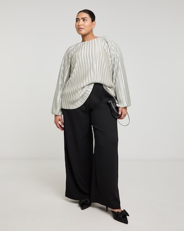 Joanna Hope Plisse Blouse With Balloon Sleeves