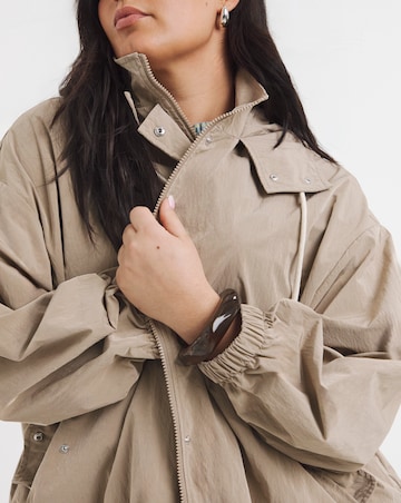 Stone Hooded Wind Breaker