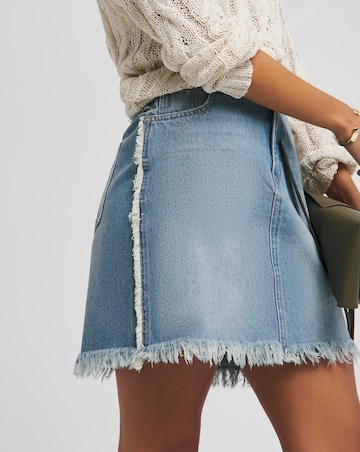 Light Wash Frayed Hem Denim Mini Skirt