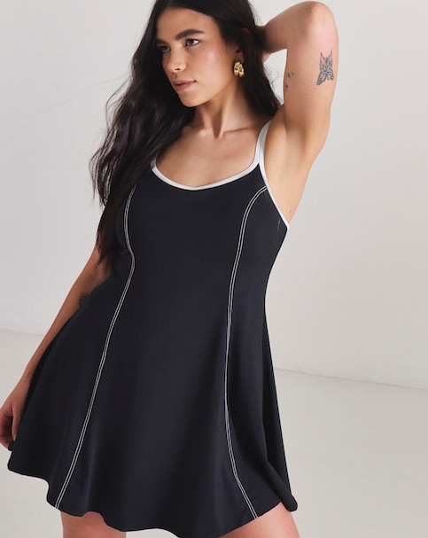 MAGISCULPT Flatter Me 360 Degree Shaping Swimdress