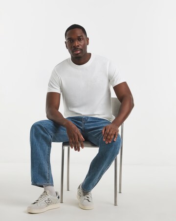 Levi's Short Sleeve Chest Graphic T-Shirt - White