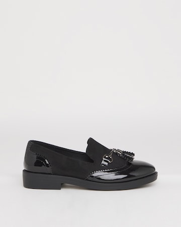Drama Brogue Tassle Loafer - Standard Fit (D)