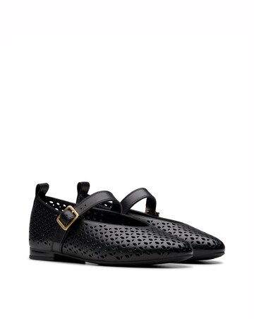 Clarks Black Fawna Jane Leather Ballerina Standard Fit