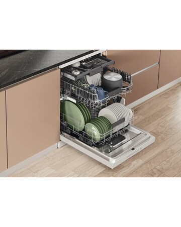 Hotpoint HD7FHP33UK Full Size Dishwasher - 14 Place Settings - White + Install