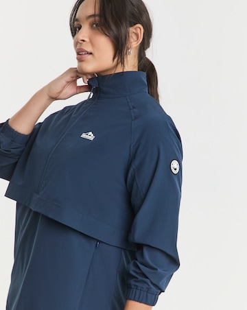 Snowdonia Light Weight Overhead Jacket