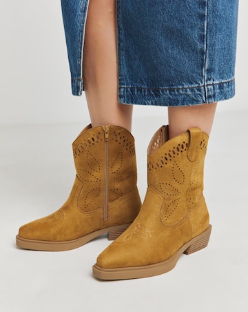 Atlanta Laser Cut Detailing Western Boot - Wide Fit (E)