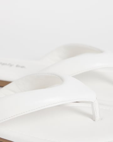 Cammy Flat Toe Post Sandals - Wide Fit (E)