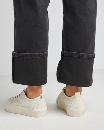 Shawnee Mesh Lace Up Trainers - Wide Fit (E)
