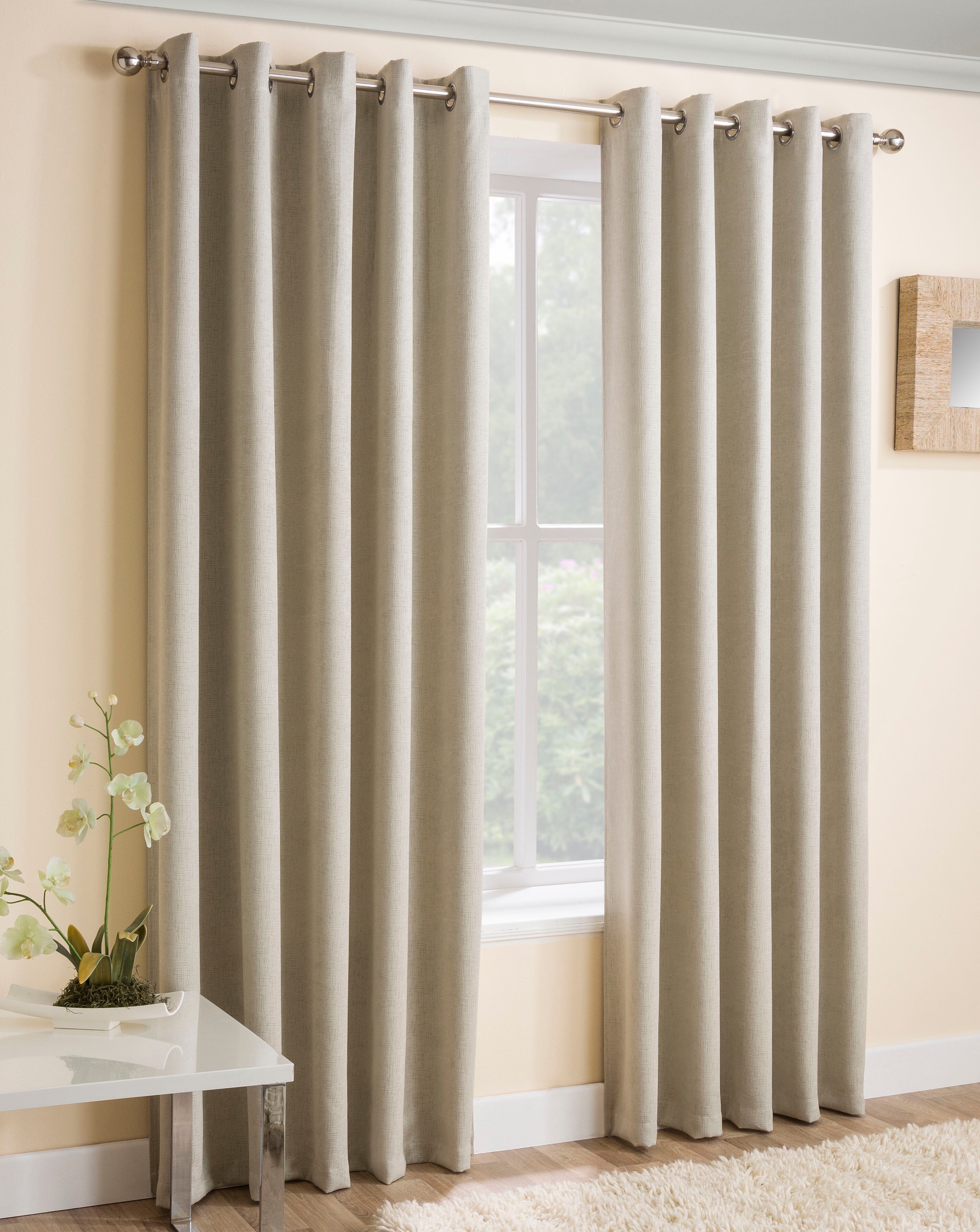 Vogue Thermal Light Filtering Eyelet Curtain