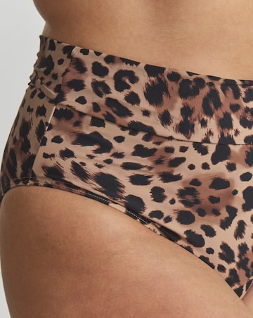 MAGISCULPT Medium Control Foldover Bikini Bottoms Leopard Print
