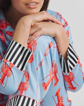 Chelsea Peers Woven Satin Lobster Stripe Pyjama Set
