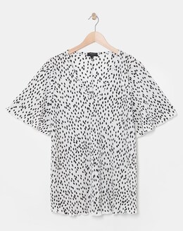 Spot V Neck Plisse Longline Top