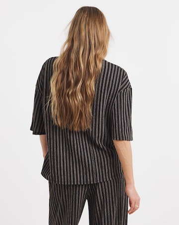 Textured Stripe V-Neck Half Sleeve Top