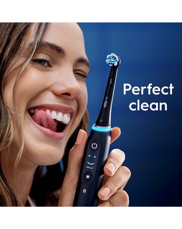 Oral-B iO Ultimate Clean White Refill heads 4 Pack