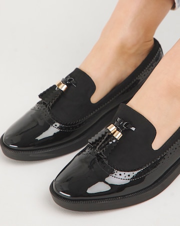 Amy Tassle Trim Loafers - Standard Fit (D)