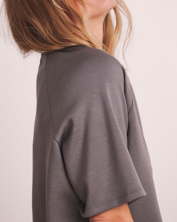 Anthology Short Sleeve Crew Sweatshirt