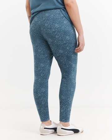 PUMA Train Essential Printed Leggings