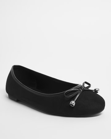 Selena Classic Flat Ballerina Shoes Standard D Fit