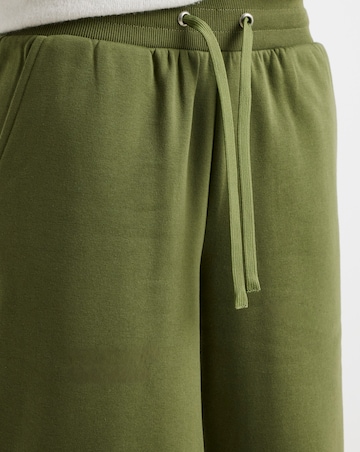 Wide Leg Jogger