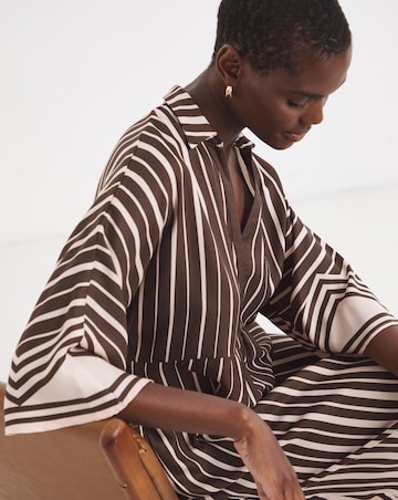 Border Print Placket Detail Smock Dress