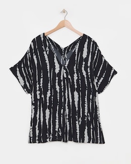 Printed Crinkle Short Sleeve Tunic Top - Mono Print