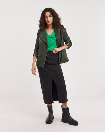 Twist Front Knot Short Sleeve Top