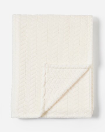 Embossed Jacquard Fleece Throw