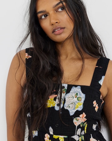 Crinkle Maxi Dress With Shirred Detail