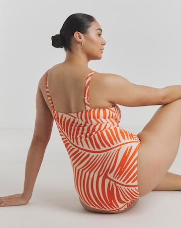 MAGISCULPT Medium Control Bandeau Swimsuit