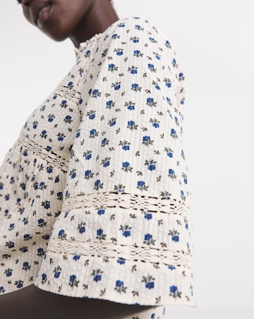 Printed Pure Cotton Seersucker Trim Short Sleeve Blouse