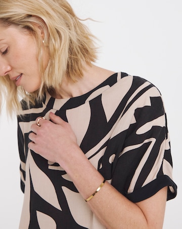 Pure Cotton Mono Woven Front Longline Top