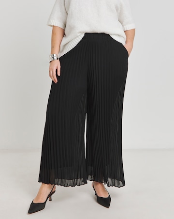 Black Pleated Wide Leg Trousers