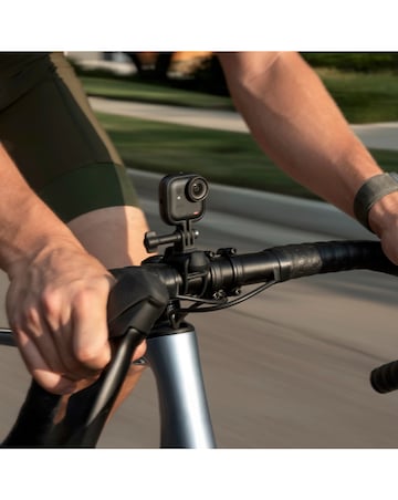 Insta360 Go Ultra (Black)