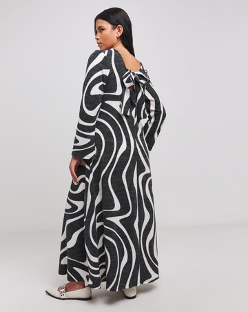 Mono Print Rib Flare Sleeve Cosy Maxi Dress