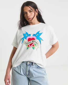 Twisted Wunder Graphic T-Shirt
