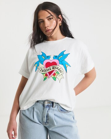 Twisted Wunder Graphic T-Shirt