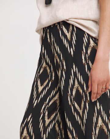 Printed Pull On Crinkle Palazzo Trousers