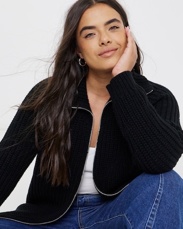 Black Chunky Zip Through Cardigan
