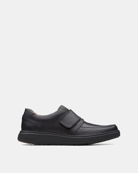 Clarks Un Abode Strap Wide Fit Shoes - Black