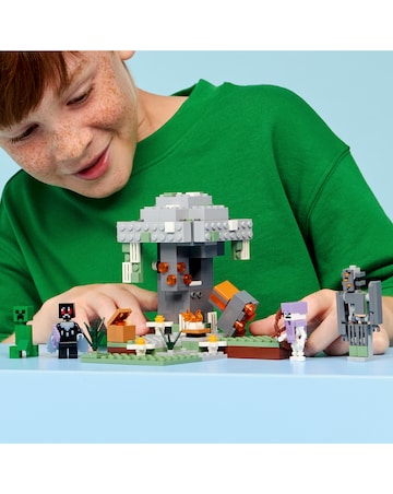 LEGO Minecraft The Pale Garden