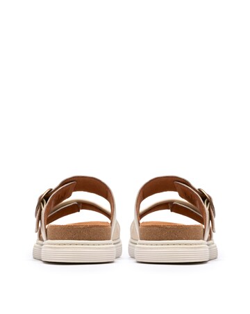 Clarks Cream Leather Arwell Step Sandals - Wide Fit (E)