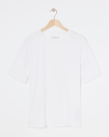 White Daisy Trim Crew Neck Tee