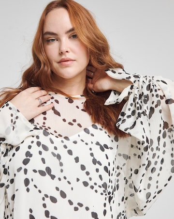 Joanna Hope Print Tie Sleeve Blouse