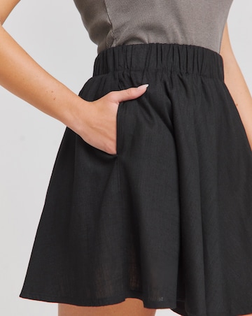 Black Floaty Linen Shorts