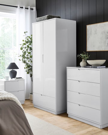 Ellia 4 Piece Package