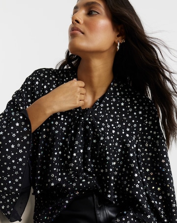 Twisted Wunder Chiffon Foil Blouse