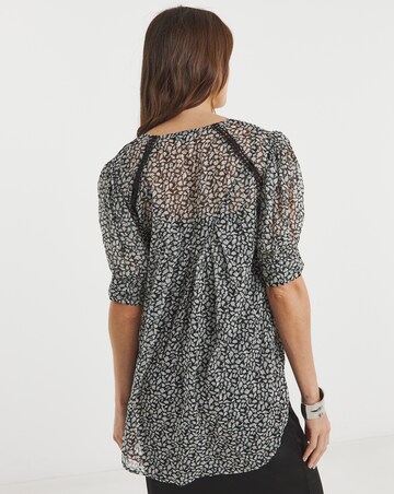Mono Print Dipped Back Blouse